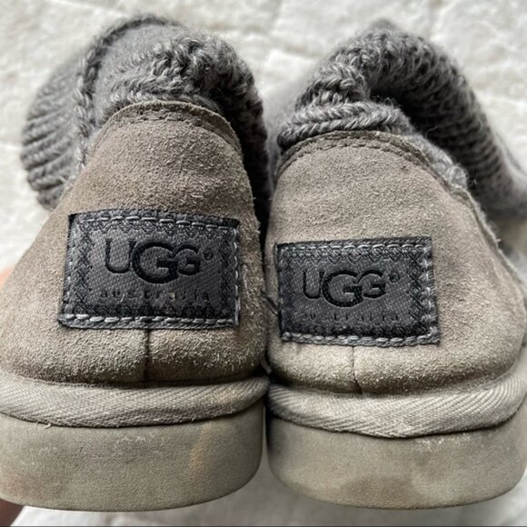 UGG Australia | Cardi Knit Boots in Gray | Size 7 - Picture 7 of 10